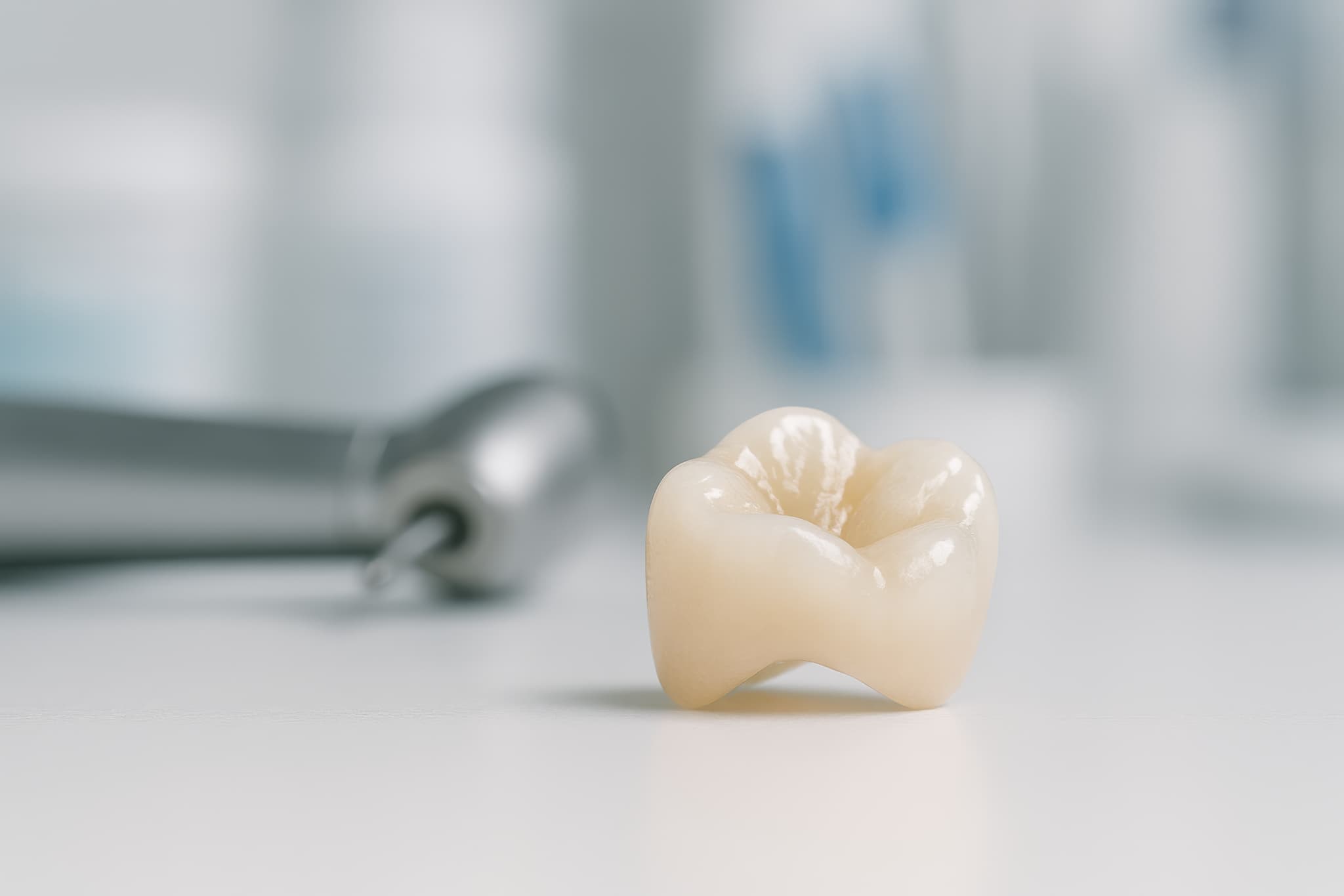 オールセラミックの被せ物の歯