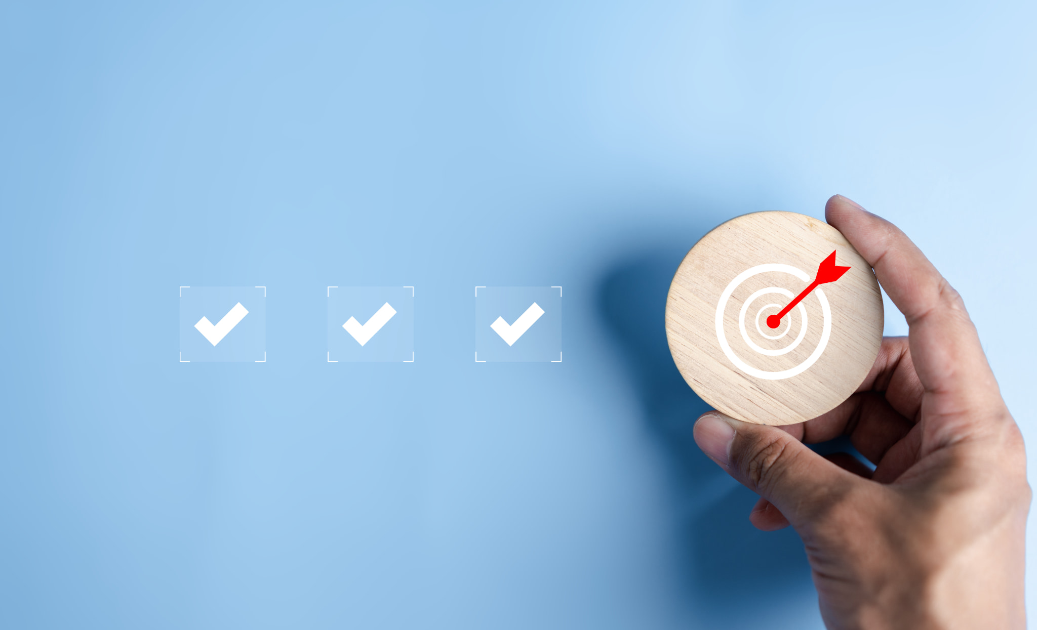 歯の詰め物を選ぶときのポイントについて説明するイメージ