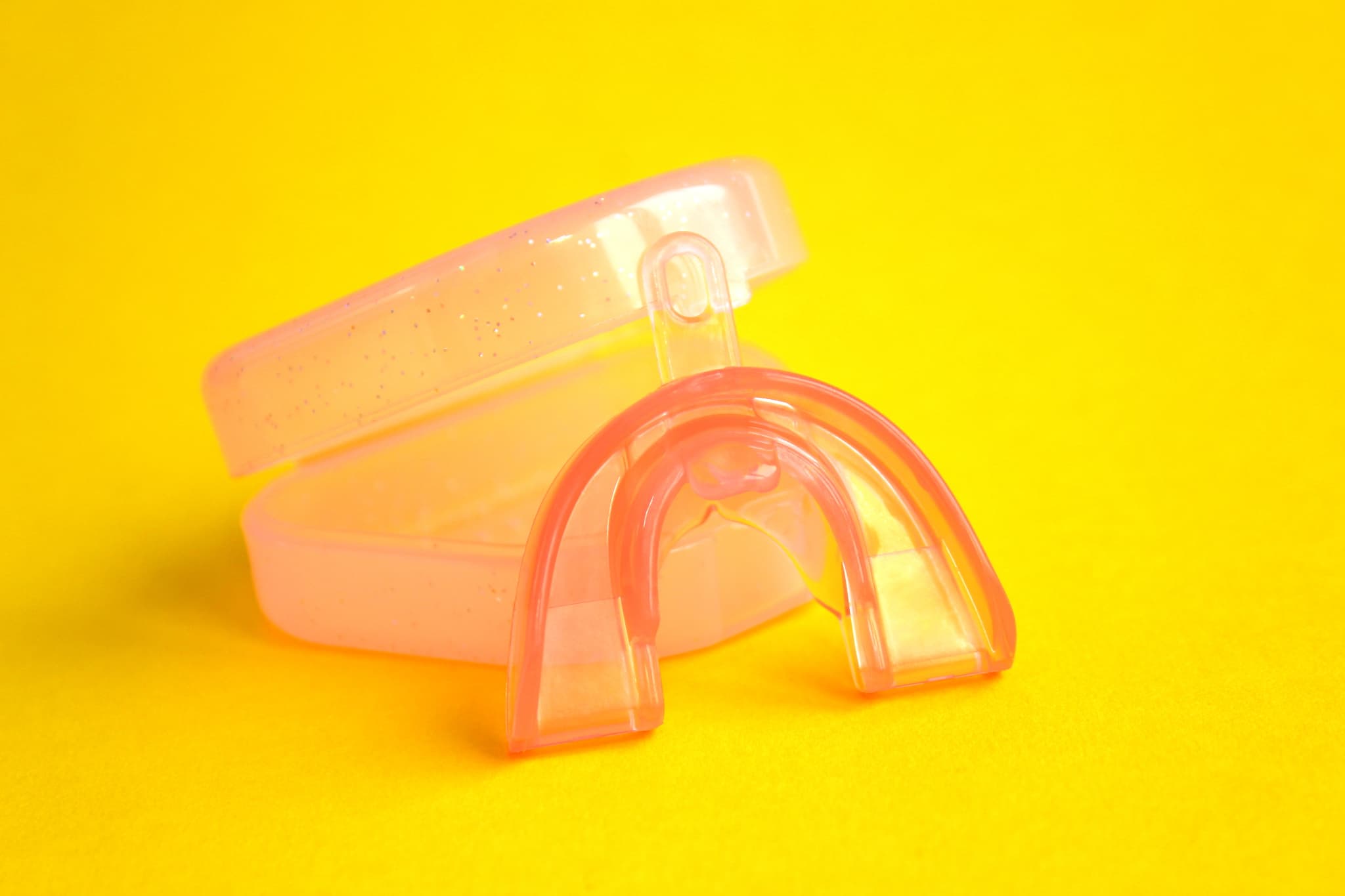 歯の矯正に使用するプレオルソ