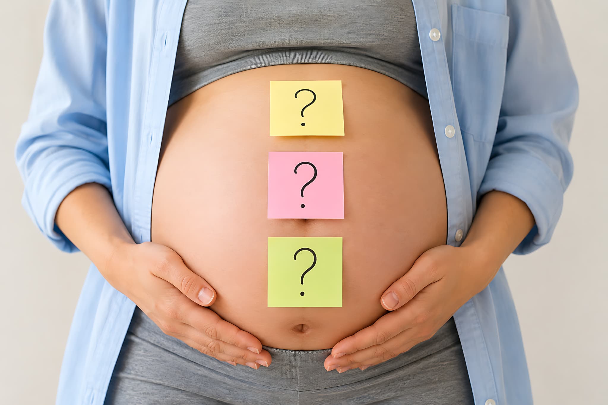 妊娠中でもインプラント治療は受けられるのか疑問をもつ妊娠中の女性